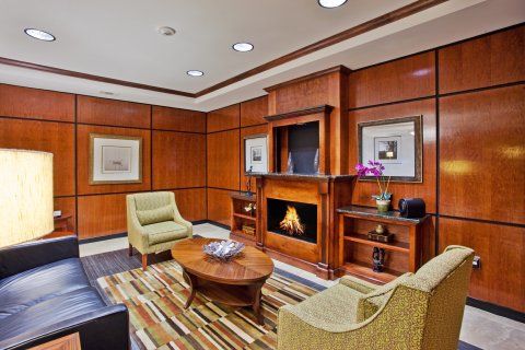 Hotel Express & - I-475 By Ihg 3*